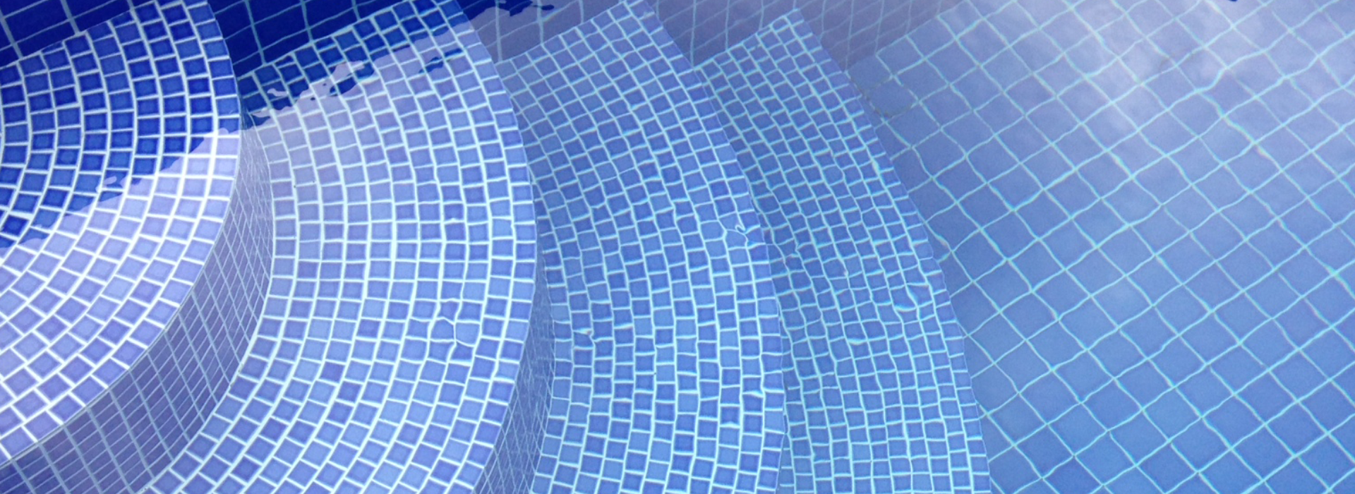 Bespoke outdoor pool design