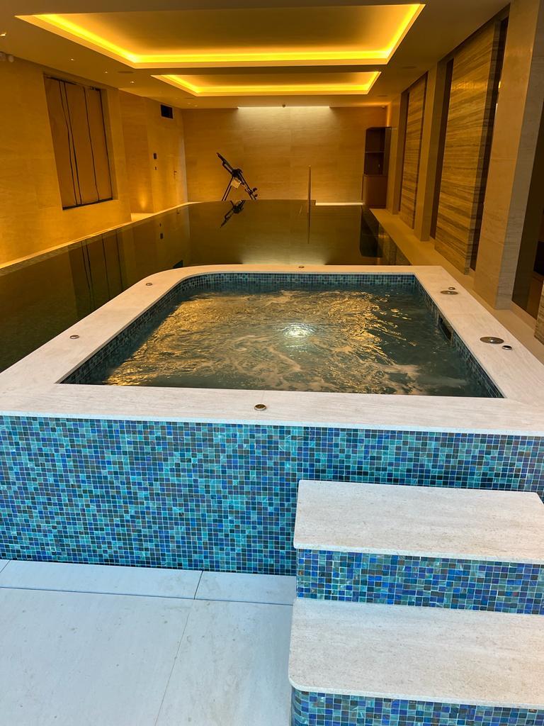 Indoor swimming pool